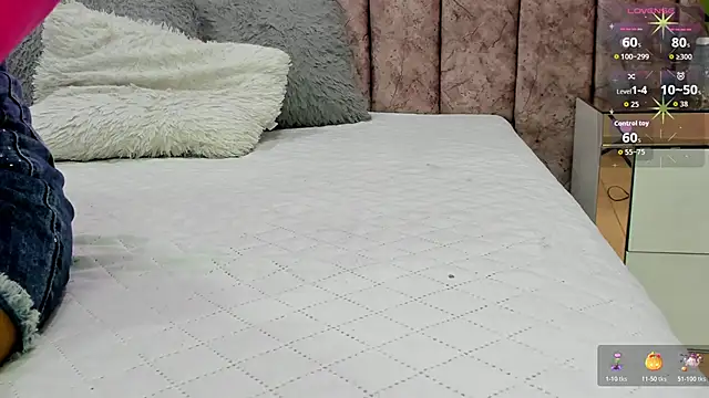 Ambeer fox  online show from March 4, 2026, 1:19 pm