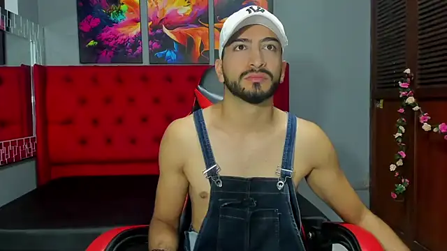 EthanMontana online show from September 14, 2025, 1:44 pm
