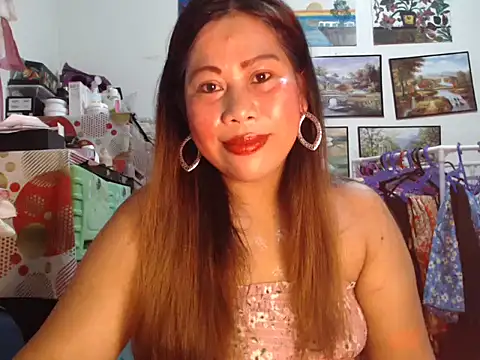 filipina beauty online show from November 8, 2025, 6:33 pm