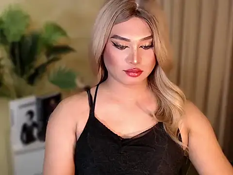 UrGoddess Kiera online show from October 13, 2025, 7:48 pm