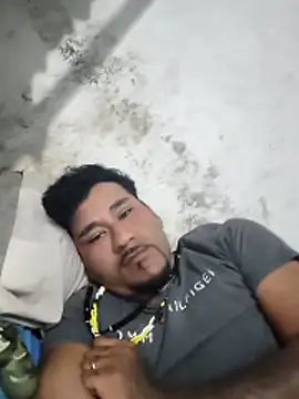 Snapshot of Ferxxxo1503 chatting on February 3, 2026, 7:02 am Ferxxxo1503 online show from February 3, 2026, 7:02 am