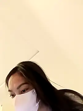 lisa huynh online show from September 16, 2025, 7:09 am