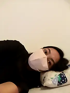 lisa huynh online show from September 13, 2025, 6:46 am