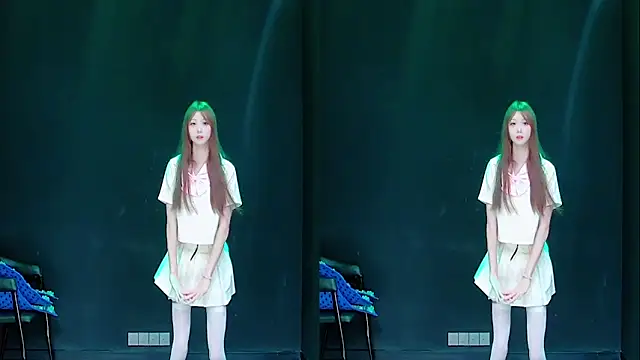 Snapshot of queen-001 chatting on September 26, 2025, 10:49 pm queen-001 online show from September 26, 2025, 10:49 pm