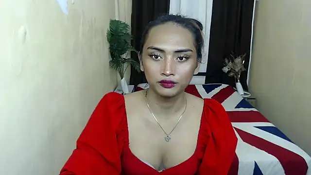 Snapshot of angela_lorey chatting on October 7, 2025, 12:17 pm angela lorey online show from October 7, 2025, 12:17 pm