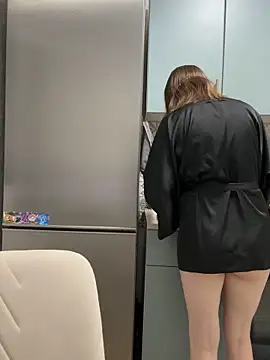 Snapshot of Risky-Flower chatting on September 28, 2025, 6:26 pm Risky-Flower online show from September 28, 2025, 6:26 pm