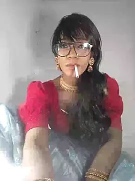 Winterbunny95 online show from October 13, 2025, 8:32 pm