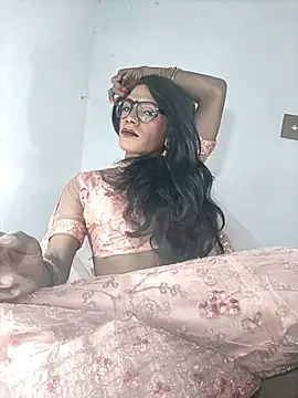 Winterbunny95 online show from October 7, 2025, 8:10 pm