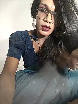 Winterbunny95 online show from September 23, 2025, 8:38 pm