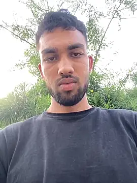 cutekaran online show from October 13, 2025, 9:44 am