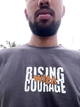 cutekaran online show from October 4, 2025, 3:41 am