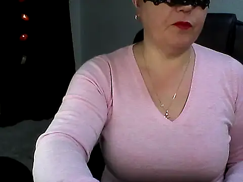 EllaLove2277 online show from February 4, 2026, 8:09 am