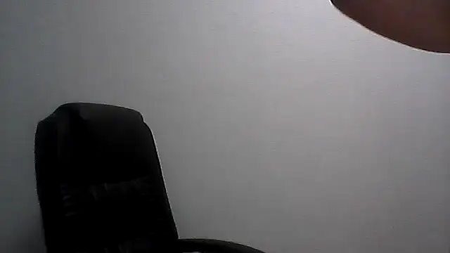 Snapshot of EllaLove2277 chatting on October 12, 2025, 12:28 pm EllaLove2277 online show from October 12, 2025, 12:28 pm