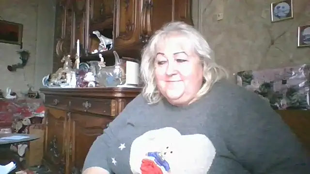 Snapshot of Lala-Love56 chatting on September 30, 2025, 9:15 am Lala-Love56 online show from September 30, 2025, 9:15 am