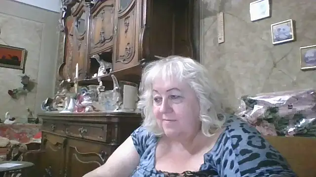 Snapshot of Lala-Love56 chatting on September 23, 2025, 7:10 pm Lala-Love56 online show from September 23, 2025, 7:10 pm