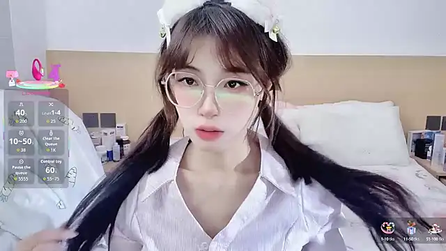 Snapshot of yuanbao_a chatting on September 25, 2025, 12:11 pm yuanbao a online show from September 25, 2025, 12:11 pm