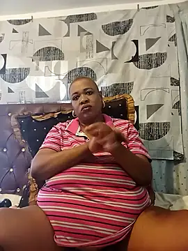 Snapshot of BUSTY_QUEEEN chatting on September 12, 2025, 6:46 am BUSTY QUEEEN online show from September 12, 2025, 6:46 am