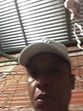 Snapshot of elpeluchenegroxxx3 chatting on March 4, 2026, 2:52 am elpeluchenegroxxx3 online show from March 4, 2026, 2:52 am