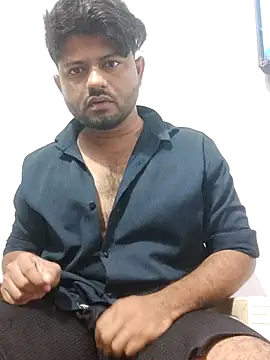 Snapshot of urhotboymeet chatting on October 30, 2025, 8:34 am urhotboymeet online show from October 30, 2025, 8:34 am