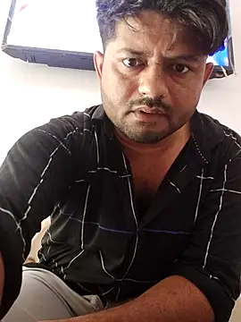 Snapshot of urhotboymeet chatting on September 24, 2025, 9:27 am urhotboymeet online show from September 24, 2025, 9:27 am