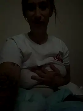 snowybunny online show from September 9, 2025, 3:16 am