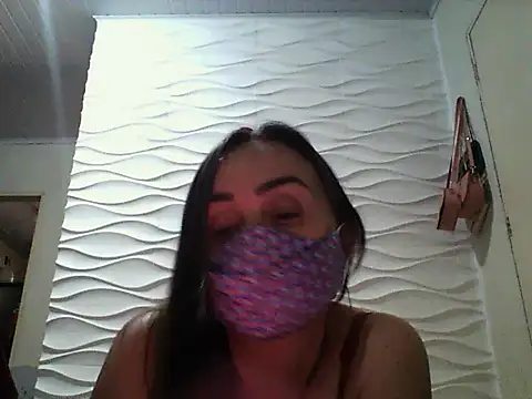 submissatimida online show from October 2, 2025, 6:11 pm