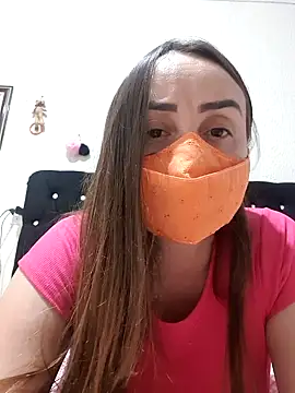 submissatimida online show from September 12, 2025, 2:23 am