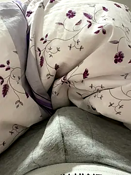 Snapshot of JJ_131 chatting on October 15, 2025, 6:16 pm JJ 131 online show from October 15, 2025, 6:16 pm