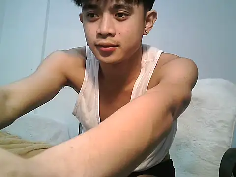 Snapshot of NautyBoyBrazeen_143 chatting on January 17, 2026, 2:53 pm NautyBoyBrazeen 143 online show from January 17, 2026, 2:53 pm