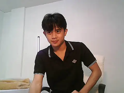 Snapshot of NautyBoyBrazeen_143 chatting on February 8, 2026, 11:24 pm NautyBoyBrazeen 143 online show from February 8, 2026, 11:24 pm