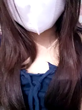Miu-u online show from September 19, 2025, 4:55 pm