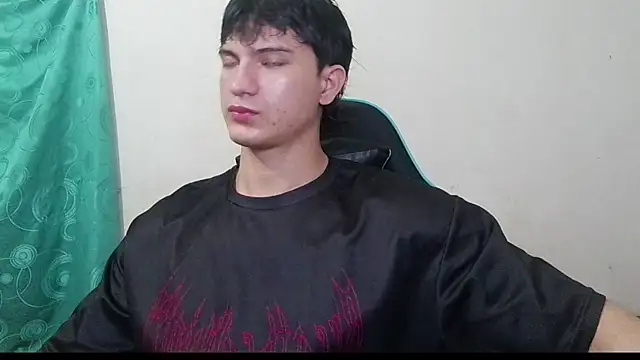 ErickWalton online show from April 28, 2026, 5:34 am