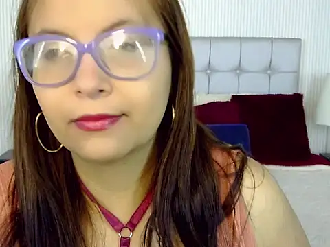 Amber Rouge  online show from September 24, 2025, 12:22 pm