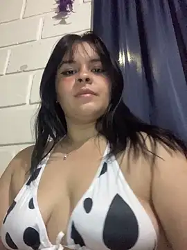 Snapshot of SweetKimi_ chatting on October 2, 2025, 2:48 am SweetKimi  online show from October 2, 2025, 2:48 am