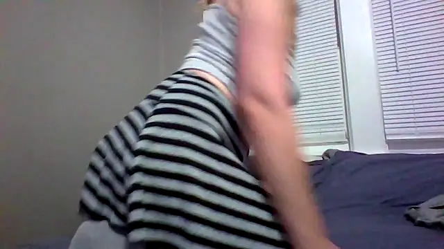 Snapshot of chickandherdick chatting on October 21, 2025, 5:40 am chickandherdick online show from October 21, 2025, 5:40 am