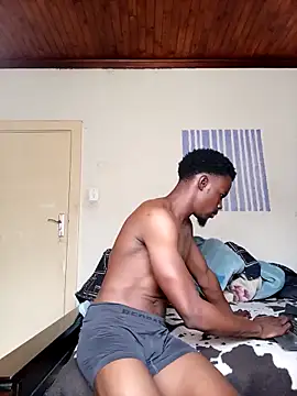 donchico0 online show from November 4, 2025, 8:40 am