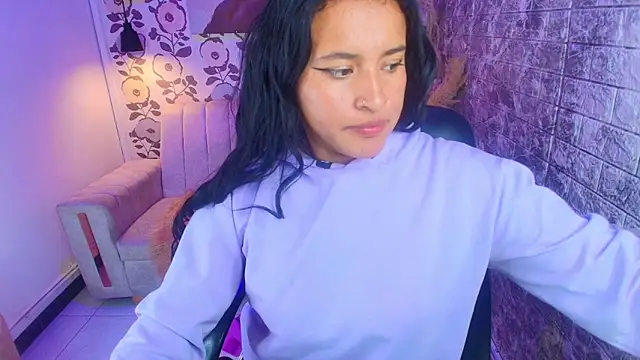 Snapshot of _barbaragomez chatting on October 27, 2025, 7:48 pm barbaragomez online show from October 27, 2025, 7:48 pm