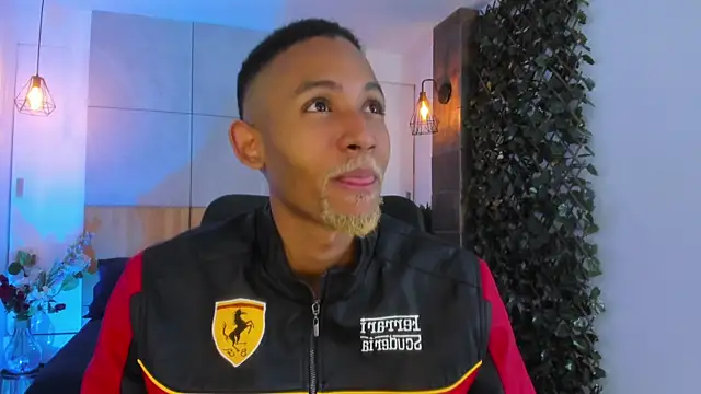 Snapshot of B_Wild chatting on September 18, 2025, 3:53 am B Wild online show from September 18, 2025, 3:53 am