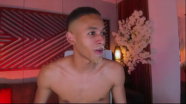 Snapshot of B_Wild chatting on October 4, 2025, 4:47 am B Wild online show from October 4, 2025, 4:47 am