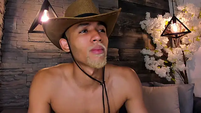 Snapshot of B_Wild chatting on September 25, 2025, 4:07 am B Wild online show from September 25, 2025, 4:07 am