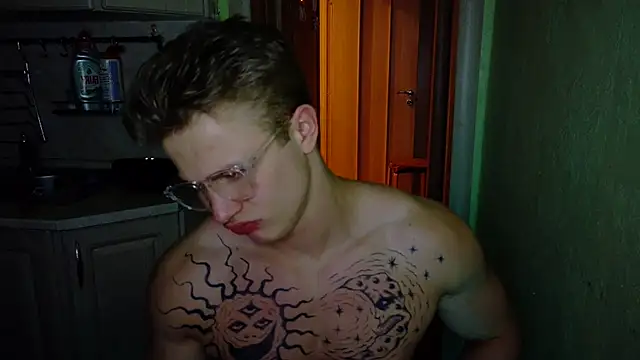 Snapshot of James__Noah chatting on September 26, 2025, 9:10 pm James Noah online show from September 26, 2025, 9:10 pm