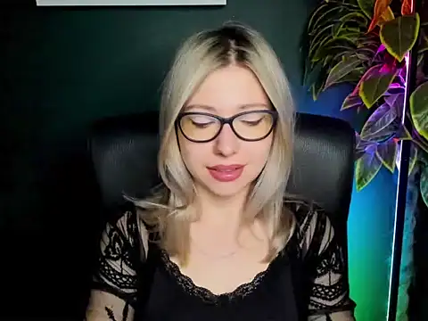 loveHeidi online show from September 24, 2025, 4:30 am