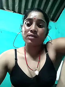 Hot cupal online show from October 4, 2025, 8:32 pm