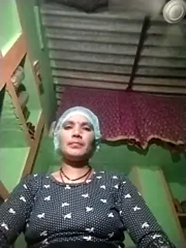 Monika cut online show from October 24, 2025, 2:38 pm