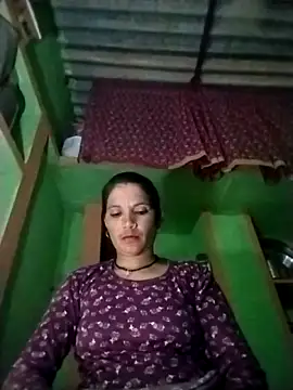 Monika cut online show from October 15, 2025, 3:42 pm