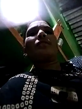 Monika cut online show from October 31, 2025, 8:00 am