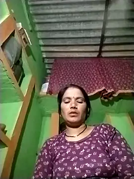 Monika cut online show from October 17, 2025, 4:31 pm