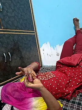 Rashmi Pathak online show from October 6, 2025, 2:29 pm