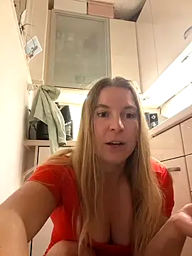 story of sarah online show from October 9, 2025, 4:51 pm