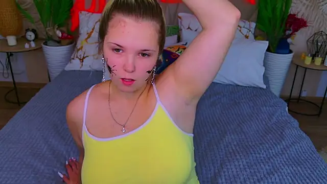 EmillyRogers online show from October 26, 2025, 7:42 am